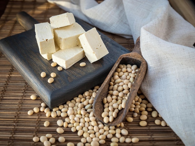 Soja crua e produtos de soja tofu Proteína alternativa Comida vegana