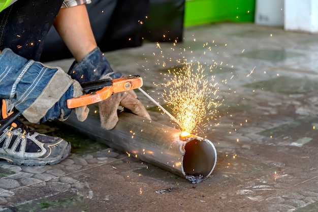 Soldadores Soldagem Para preparar equipamentos de construção