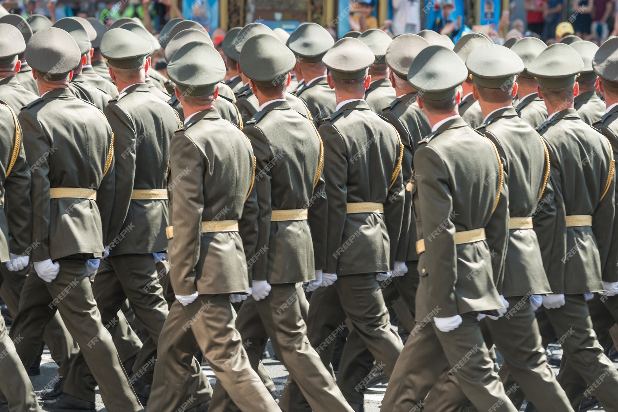 CapCut_exercito brasileiro marchando