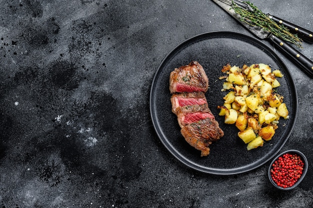 Solomillo a la plancha con patata, carne de vacuno