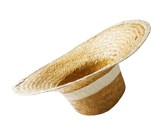 Sombrero de paja aislado en blanco