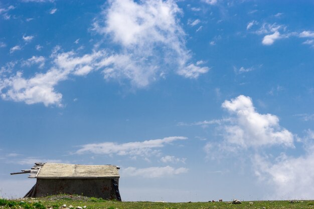 Foto sommer hochplateau hochland mit artvin, türkei