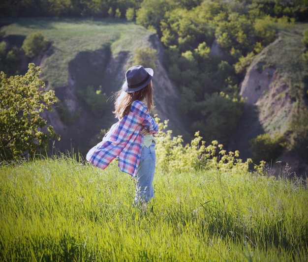 Sommer - Mädchen im Freien