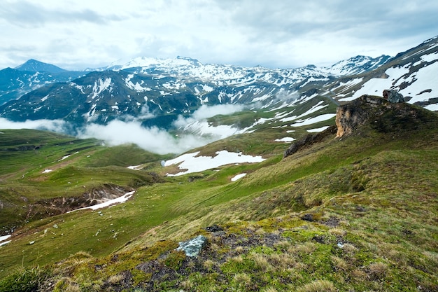 Sommeralpenberg, Blick von der Großglockner-Hochalpenstraße