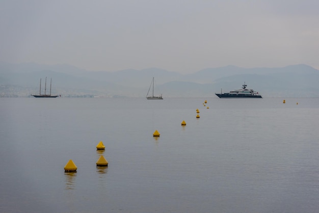 Sommerurlaub an der Mittelmeerküste Südfrankreichs in Antibes