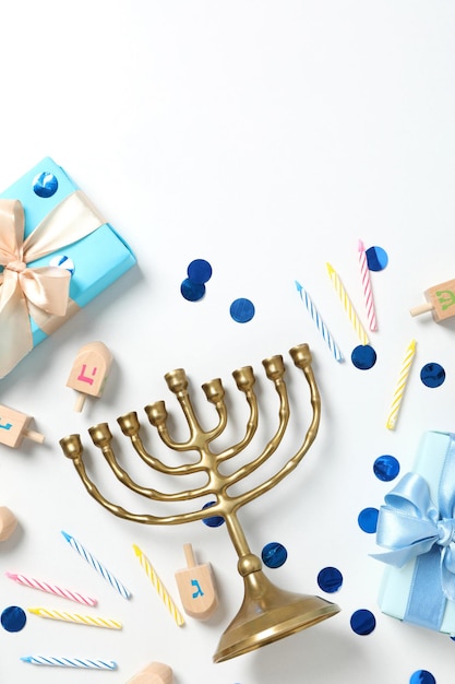 Foto soncept de fiesta judía hanukkah espacio para texto