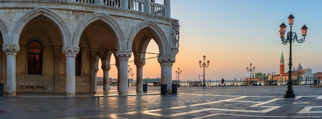 Sonnenaufgang am San Marco in Venedig, Italien