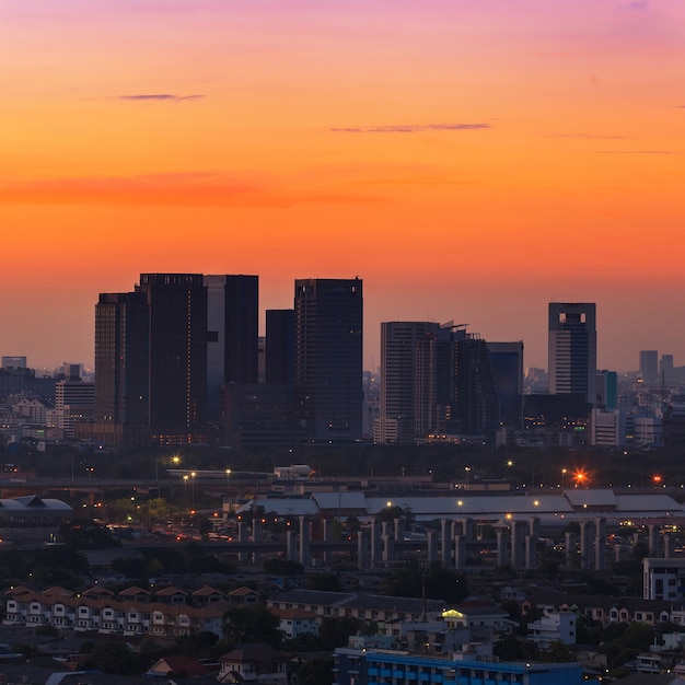 Sonnenaufgang in Bangkok