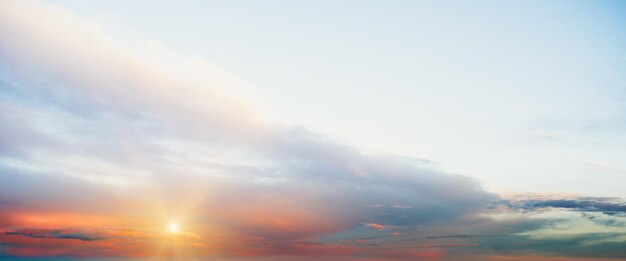 Foto sonnenaufgang sommerhimmelpanorama