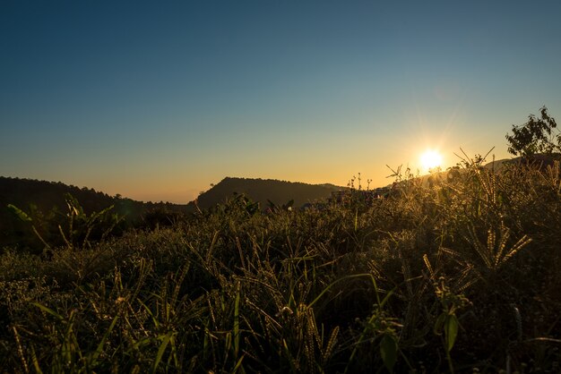 Sonnenuntergang am Berg