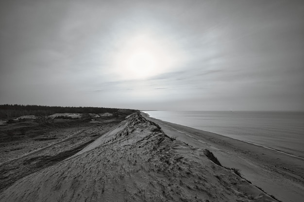 Sonnenuntergang an der Hohen Düne am Darsser Strand Ostsee Himmel und Meer Aussichtspunkt