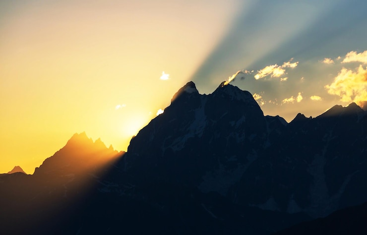 Foto sonnenuntergang bei uschba