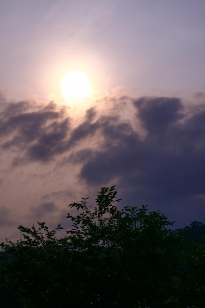 Sonnenuntergang Bunter Himmel Mit Sonne Und Wolken Hintergrund