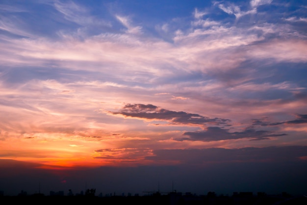 Sonnenuntergang im Sommer