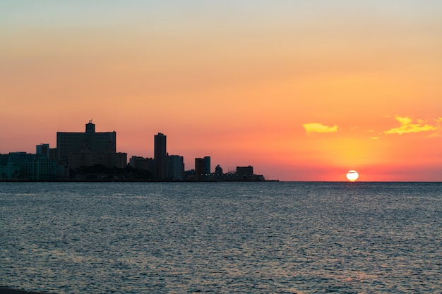 Sonnenuntergang in La Habana