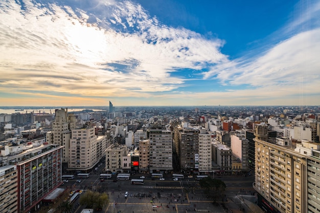 Sonnenuntergang in Montevideo, der Hauptstadt von Uruguay Südamerika