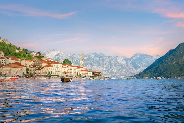 Sonnenuntergang in Perast