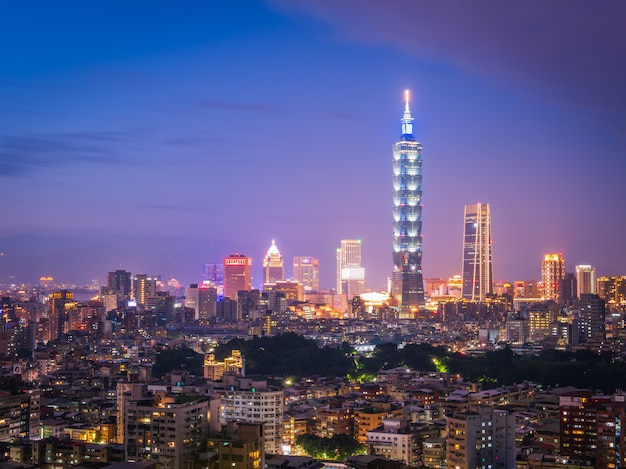 Sonnenuntergang Luftaufnahme von Taipei Stadt, Taiwan