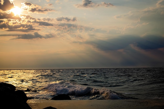 Sonnenuntergang über dem Meer