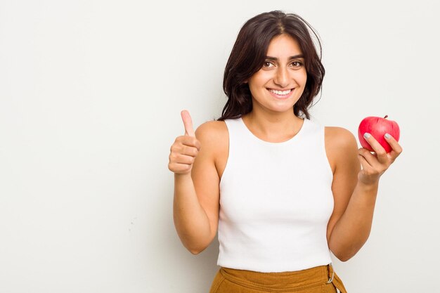 Foto sonriendo y levantando el pulgar