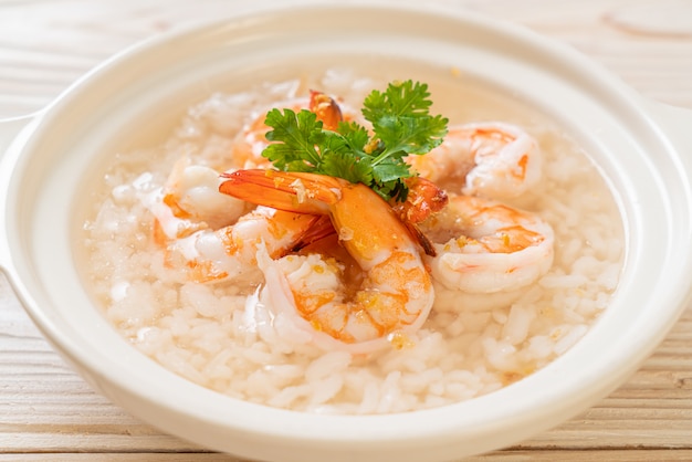 sopa de arroz hervido con gambas