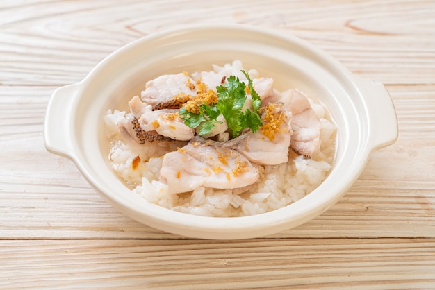 sopa de avena o arroz hervido con pecera