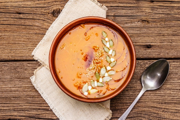 Sopa de crema de calabaza de otoño