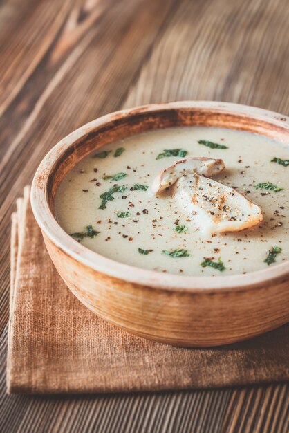 Sopa cremosa de champiñones