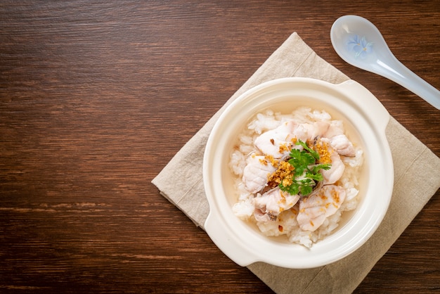 sopa de arroz cozido com peixe