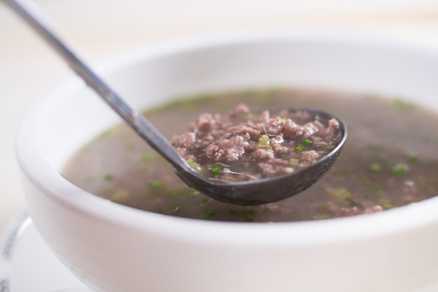 Sopa de carne, tigela de sopa de carne