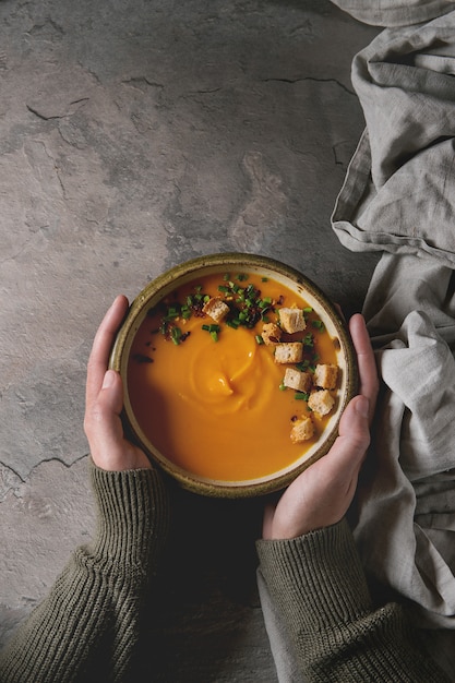 Sopa de cenoura com abóbora