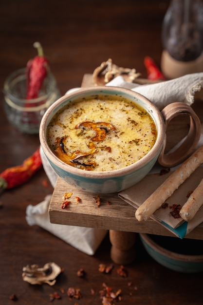 Sopa de creme com cogumelos