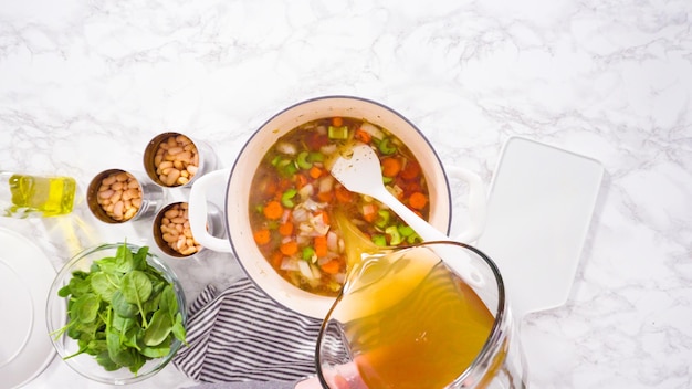 Sopa de feijão branco