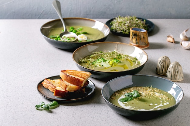 Sopa de vegetais verdes