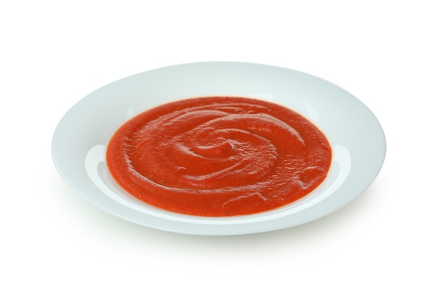 Foto sopa espanhola gazpacho isolado no fundo branco