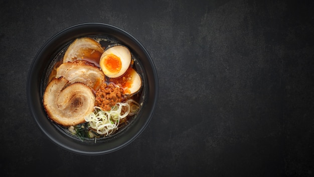 sopa de fideos ramen