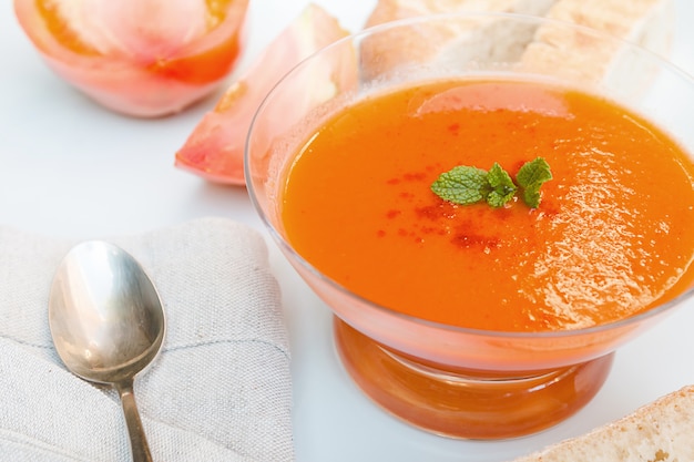 Sopa fría de gazpacho