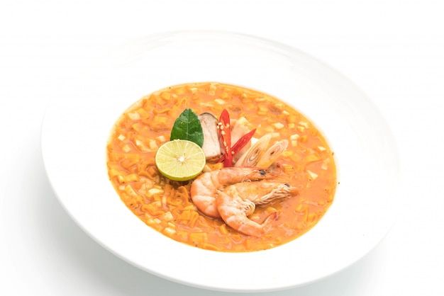 Sopa Picante De Fideos Con Camarones