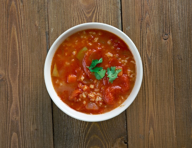 Sopa de tomate Bulgur - Plato persa.