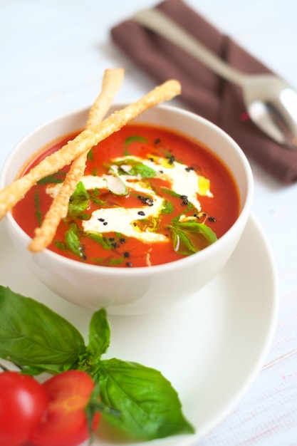 Sopa de tomate italiana