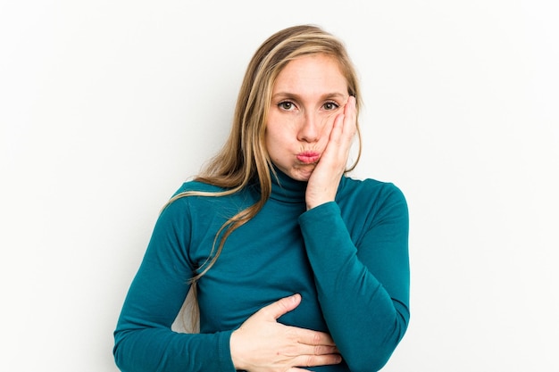 Sopla las mejillas tiene expresión cansada Concepto de expresión facial