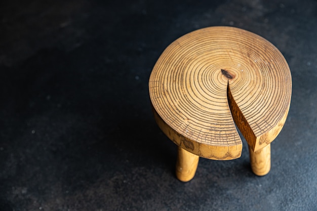 Foto soporte para utensilios de cocina tabla de cortar de cocina madera natural taburete pequeño suministros para el hogar espacio