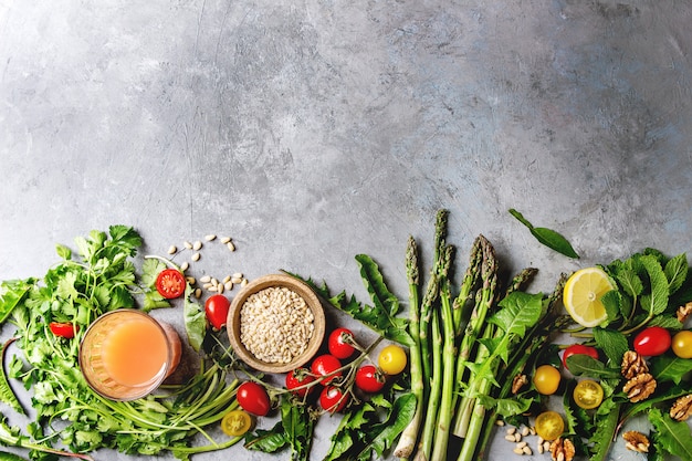 Sortiment vegetarischer Lebensmittelzutaten