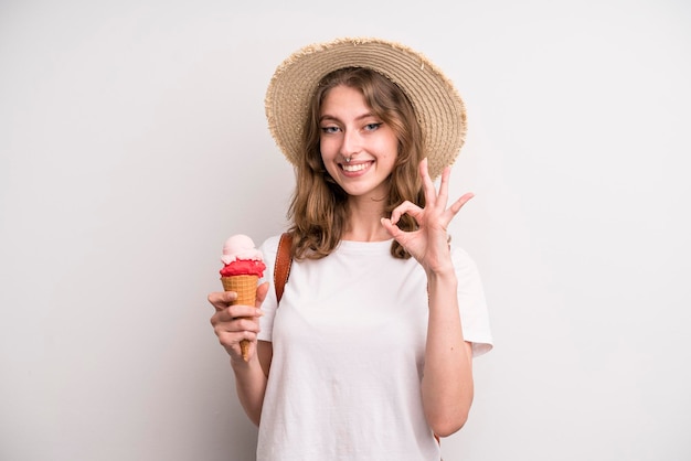 Sorvete de menina adolescente e conceito de verão