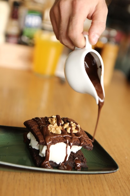 Soufflé de chocolate con helado