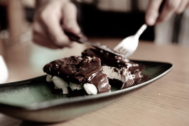 Soufflé de chocolate con helado