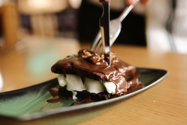 Soufflé de chocolate con helado