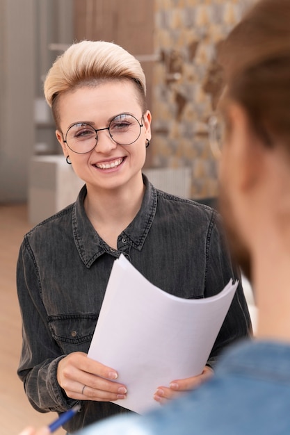 Foto soziale integration des arbeitsteams