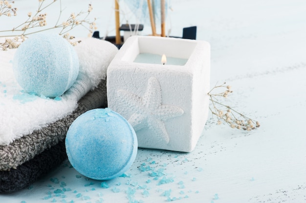 Spa con bombas de baño azul