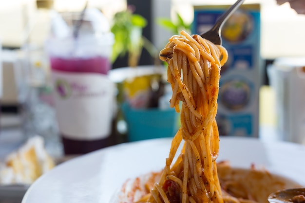 Spaghetti auf einer Gabel